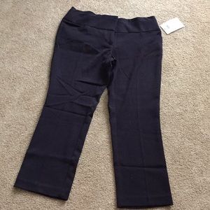 NWT Maurices Navy Capris